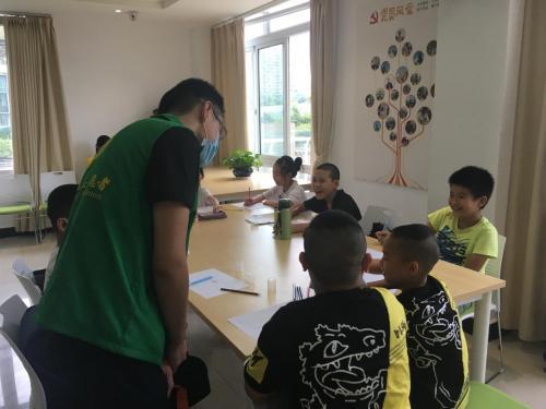 暑期不孤單，科大送溫暖