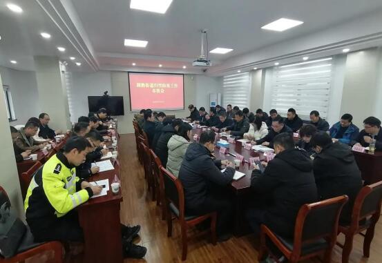 同行風雪路 合力護出行