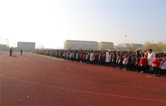 五汛鎮(zhèn)中心小學(xué)舉行建黨100周年活動(dòng)啟動(dòng)儀式