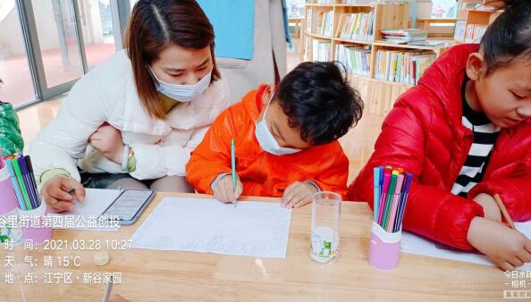 相伴共讀 快樂成長——柏樹村家庭教育支持行動(dòng)系列活動(dòng)