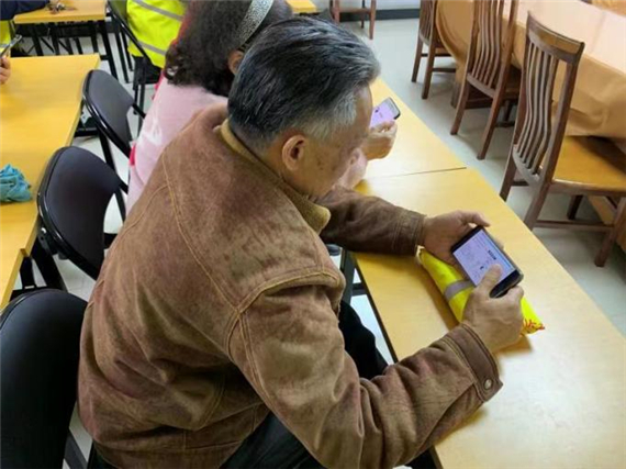 銀礦地質(zhì)社區(qū):“閱讀經(jīng)典 啟迪人生”殘疾人閱讀會(huì)