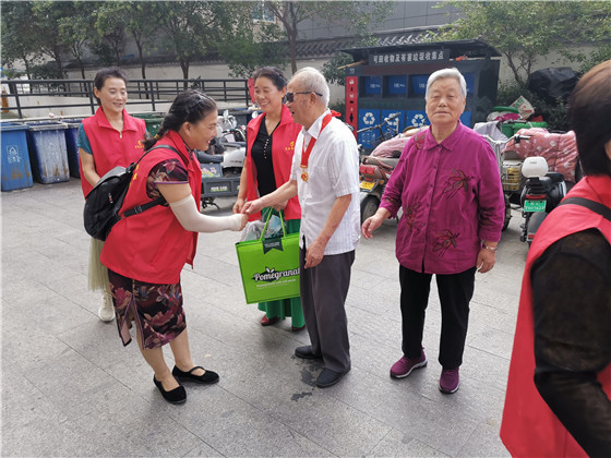 李彥清：“活著的王杰，當(dāng)代的保爾”