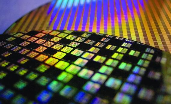 中國(guó)芯片5年內(nèi)反超世界最高水平？專家：局部有可能