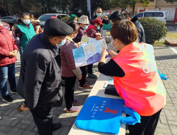 新銅社區(qū):增強(qiáng)防艾意識(shí) 普及法律知識(shí)