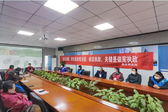 垃圾分類進(jìn)企業(yè) 綠色環(huán)保入人心