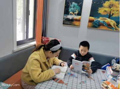 青源社區(qū)：居家齊抗疫，多彩生活共創(chuàng)造